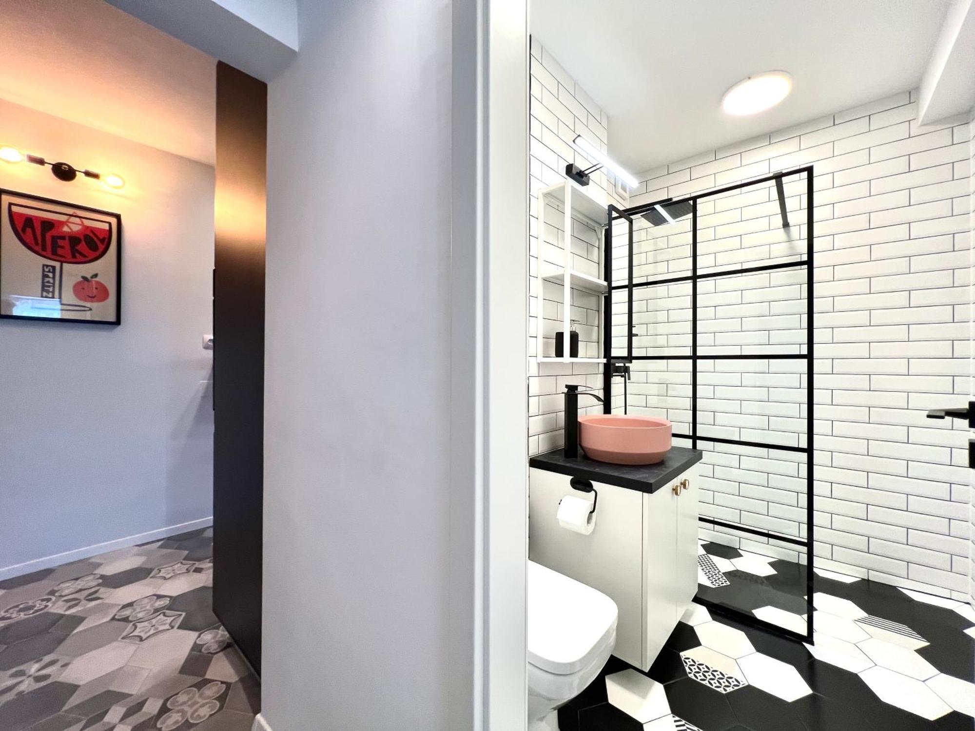 Castanilor 6 - Hip Industrial Apartment Close To City Centre Brasov Bagian luar foto