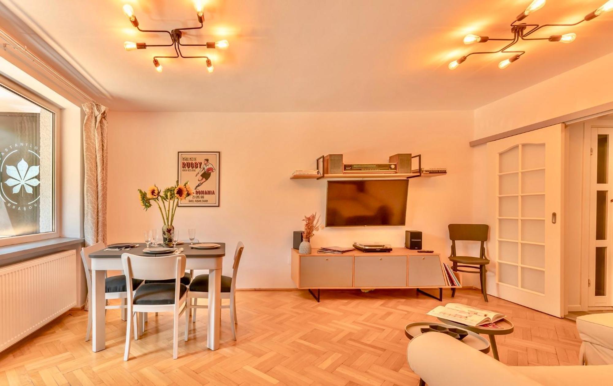 Castanilor 6 - Hip Industrial Apartment Close To City Centre Brasov Bagian luar foto