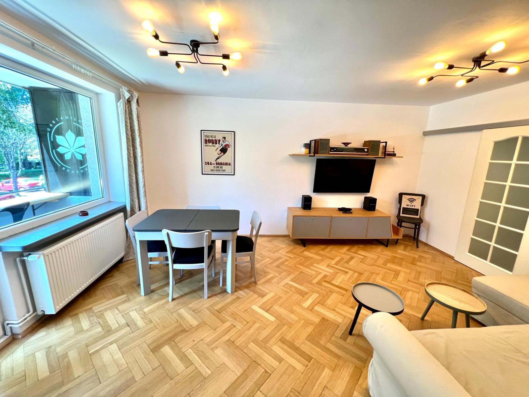 Castanilor 6 - Hip Industrial Apartment Close To City Centre Brasov Bagian luar foto